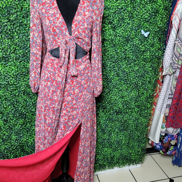 Nicholas Maxi - Picture 4 of 8